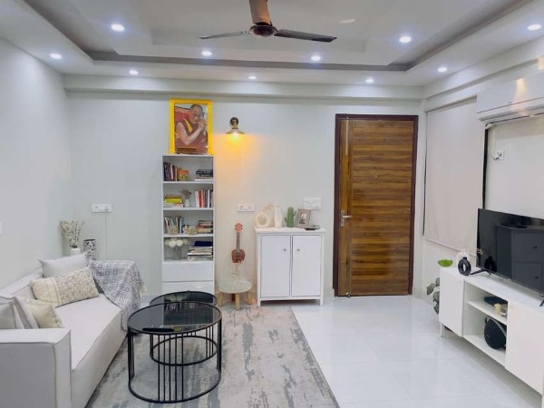 2 BHK flat for rent in Chattarpur Enclave Phase 2